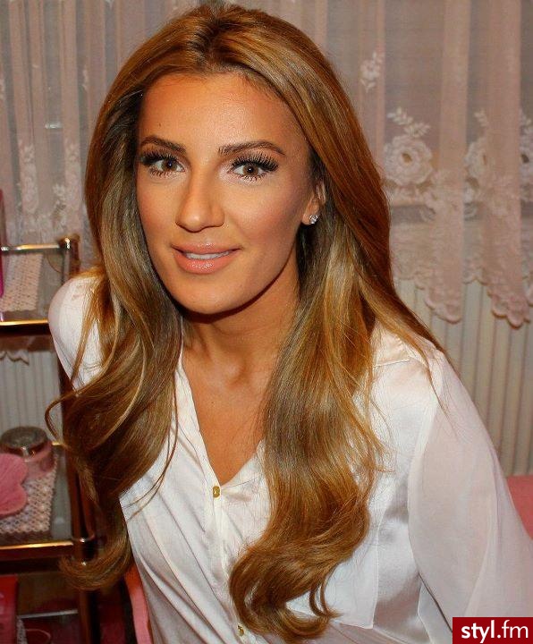 Blond Rozpuszczone Kręcone Na co dzień Długie Fryzury