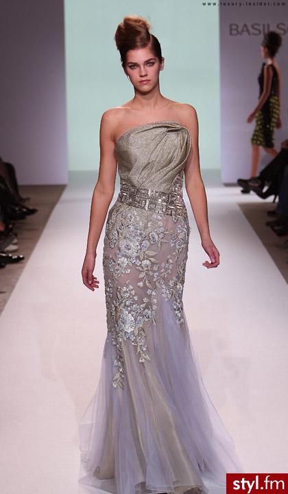 Sukienki Moda
