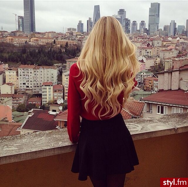 Blond Rozpuszczone Kręcone Na co dzień Długie Fryzury