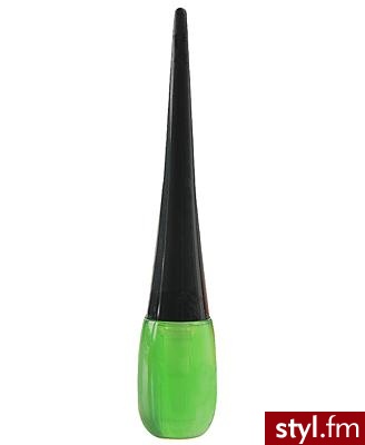 Blyszczyki do ust. Myślałam na początku, że to eyeliner ;)
Ten błyszczyk jest odjazdowy...Ciekawe jak by zółty kolor wyglądał na ustach ..xP

Cena:$0.99 - Misz-masz