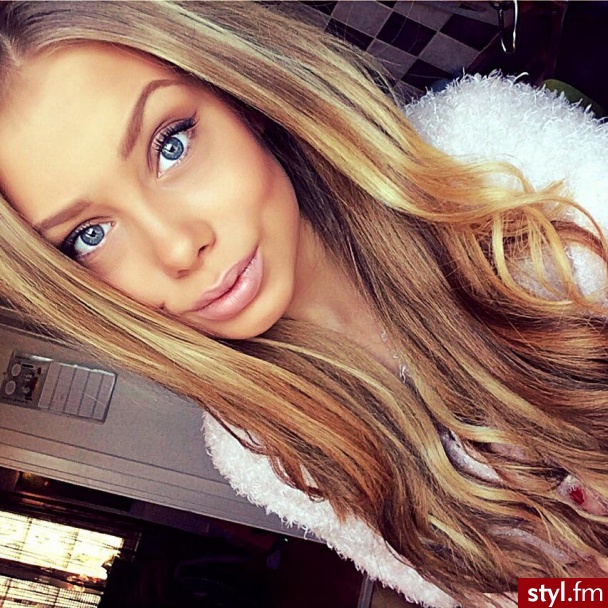 Blond Rozpuszczone Kręcone Na co dzień Długie Fryzury