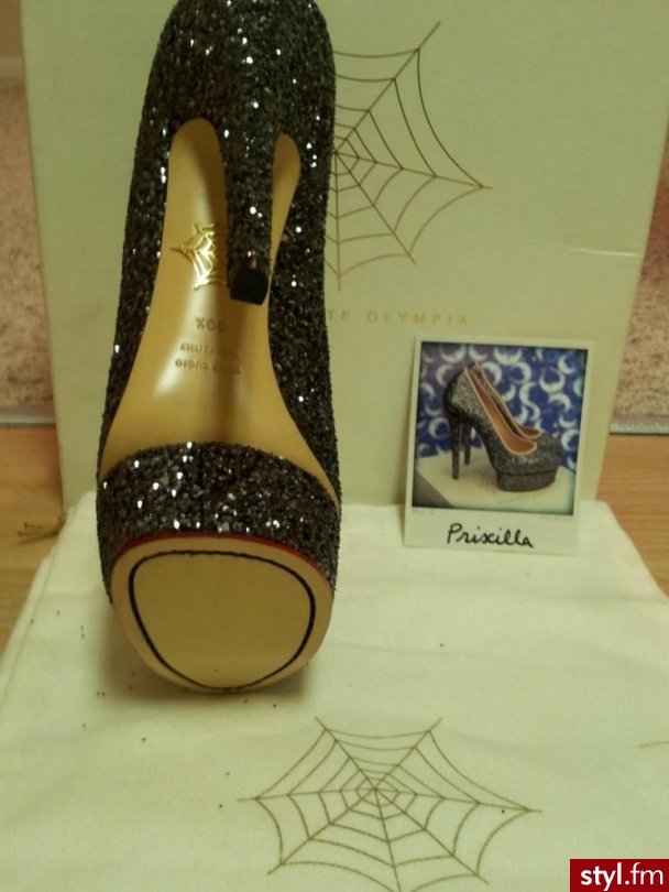 Szpilki Buty Moda