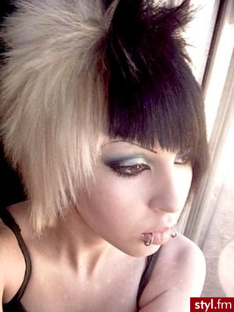 EMO Alternatywne Średnie Fryzury
