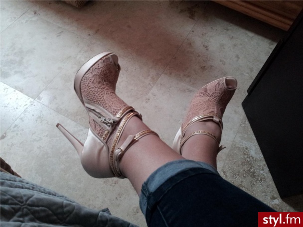 Szpilki Buty Moda