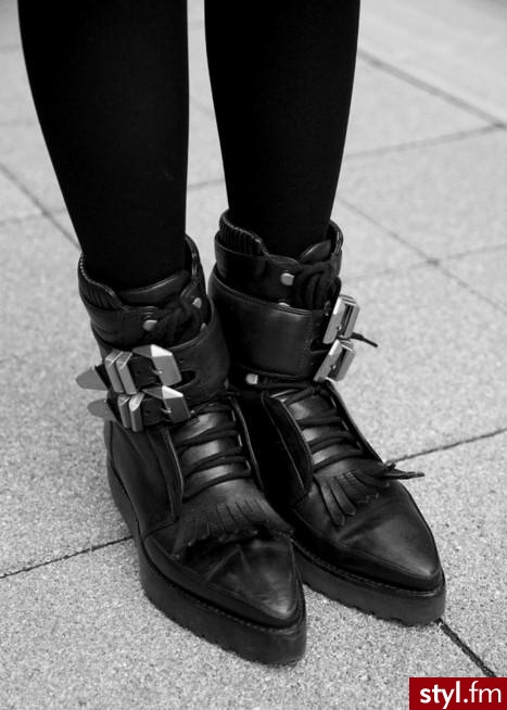 Pozostałe Buty Moda