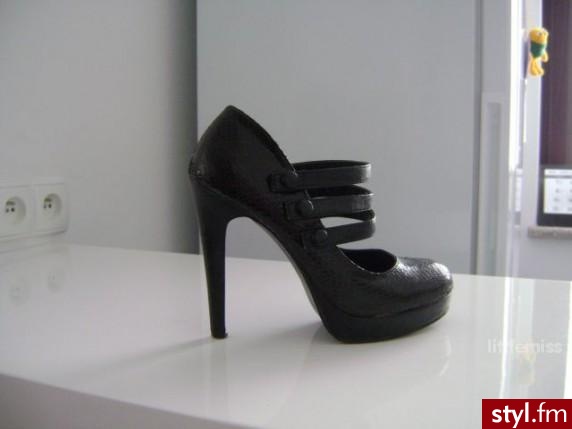 Pozostałe Buty Moda