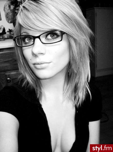 Średnie Fryzury