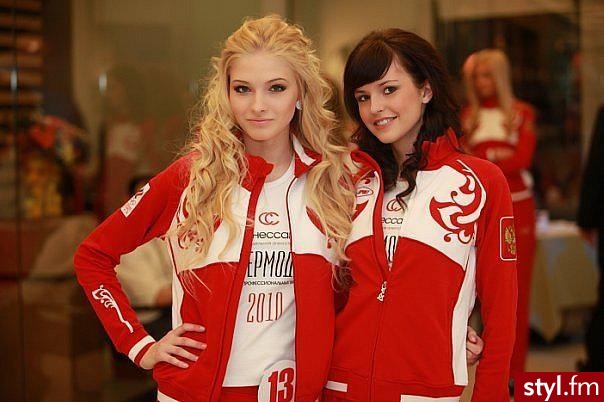Blond Rozpuszczone Kręcone Na co dzień Długie Fryzury