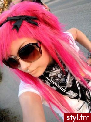 pink emo - EMO Alternatywne Średnie Fryzury