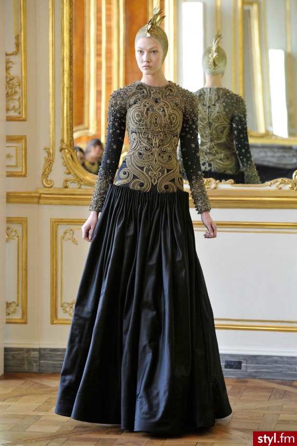 McQueen - Pozostałe Ciuchy Moda