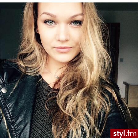 Blond Rozpuszczone Kręcone Na co dzień Długie Fryzury