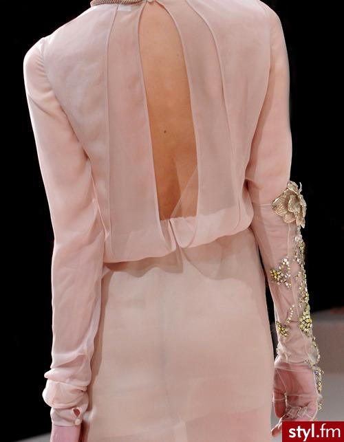 Sukienki Moda