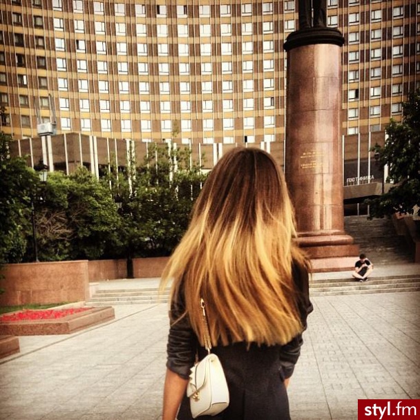 Blond Rozpuszczone Proste Na co dzień Długie Fryzury