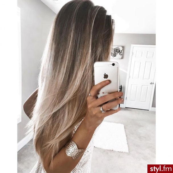 Blond Rozpuszczone Proste Na co dzień Długie Fryzury