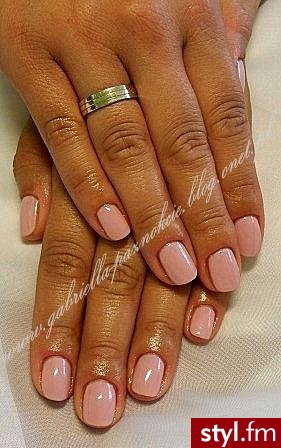 manicure hybrydowy - Kwadratowe Żelami Naturalne Paznokcie