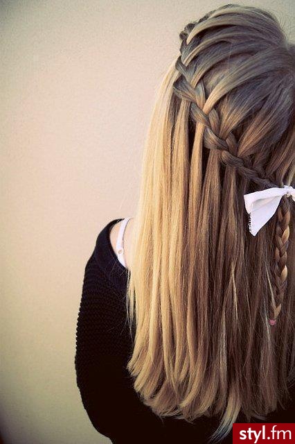 Blond Warkocze Proste Na co dzień Średnie Fryzury