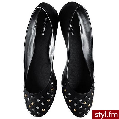 H&M studded flats - Polyvore. Pobrano ze strony: http://www.polyvore.com/studded_flats/thing?id=11809515 - Pozostałe Buty Moda