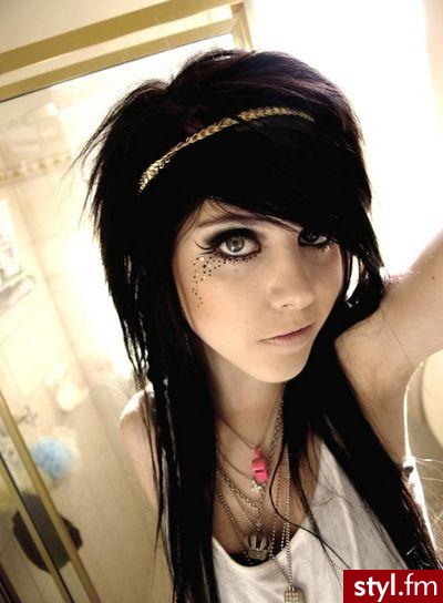 EMO Alternatywne Średnie Fryzury