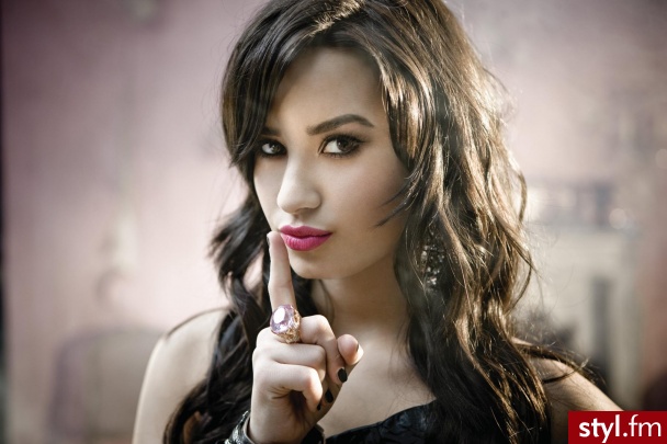 Demi Lovato - Dzienne Makijaże