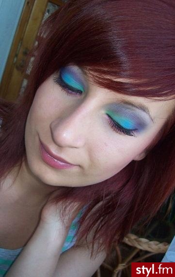 http://kamila1987.blogspot.com/ <br>  http://k.amila1987.pinger.pl/ - Wieczorowe Makijaże