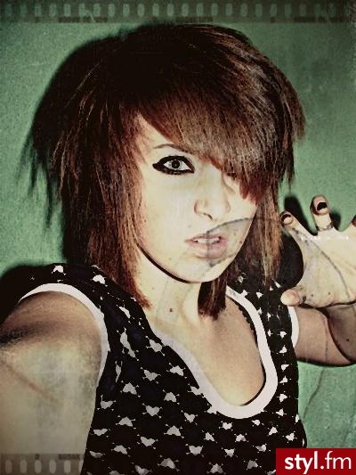 EMO Alternatywne Średnie Fryzury