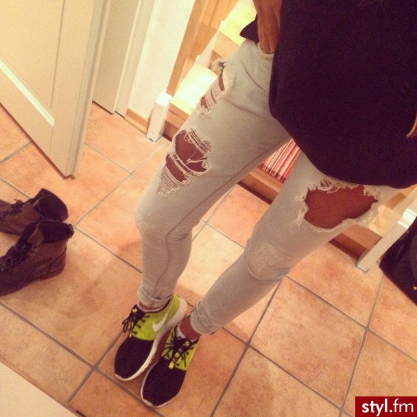 Jeansy Spodnie Moda