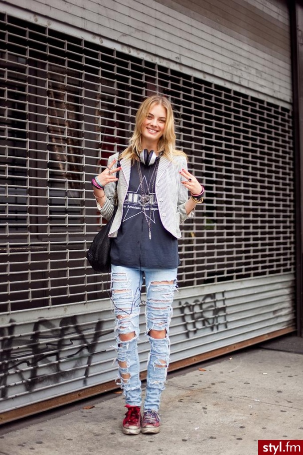 Jeżeli zdjęcie znajduje się już w galerii poproszę o link - Moda uliczna Inne Moda