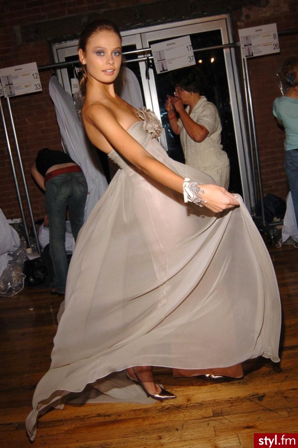 Sukienki Moda