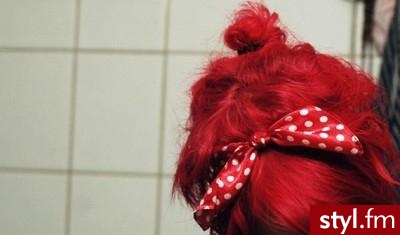 Kolorowe Upięcie Proste Na co dzień Średnie Fryzury