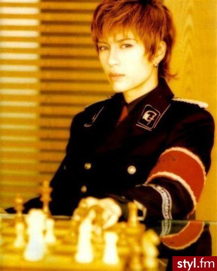 Gackt. Mrrrrr - Średnie Męskie Fryzury
