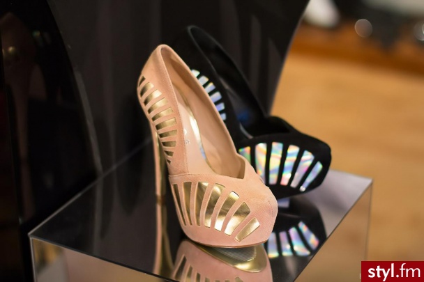 Szpilki Buty Moda