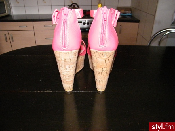 Pozostałe Buty Moda