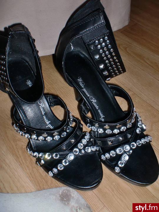 Pozostałe Buty Moda