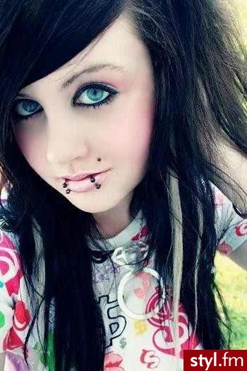 EMO Alternatywne Średnie Fryzury