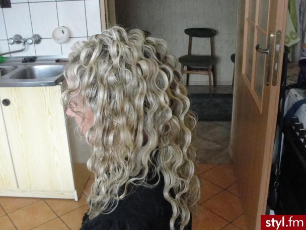 Kręcone Na co dzień Średnie Fryzury