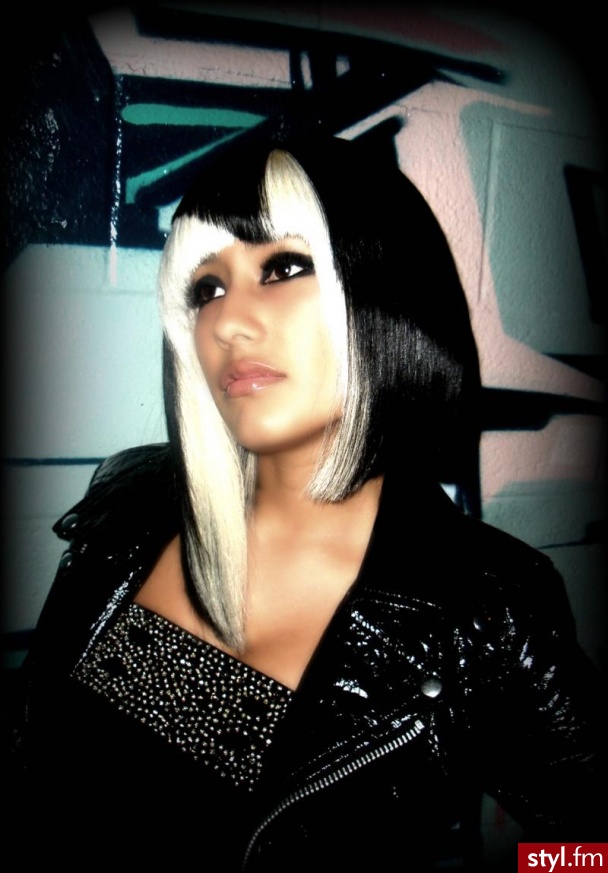 http://e-loook.blogspot.com/ - Długie Fryzury