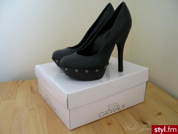 Szpilki Buty Moda