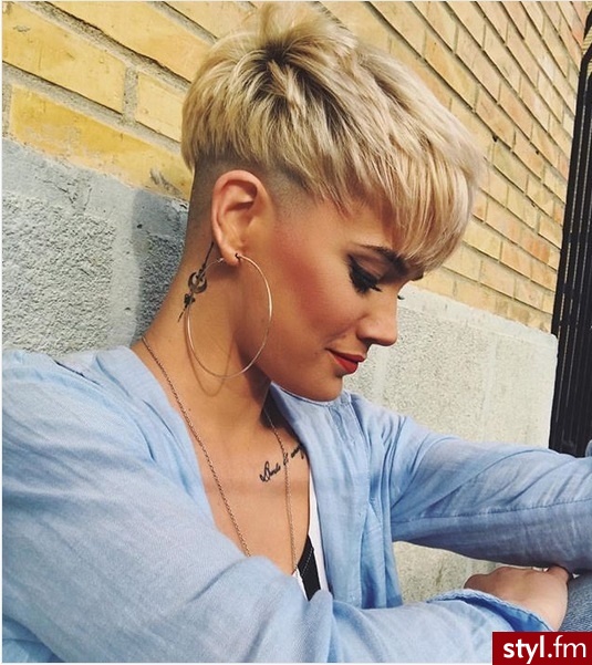 Krótkie Fryzury