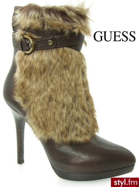 Guess BUTY ELUSION ANKLE BOOT COFFEE - Botki Buty Moda