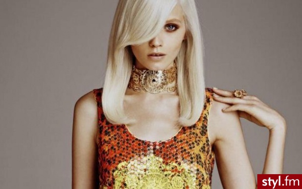 Blond Rozpuszczone Proste z grzywką Na co dzień Średnie Fryzury