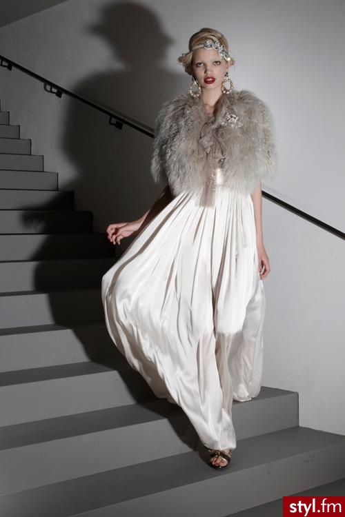 Sukienki Moda