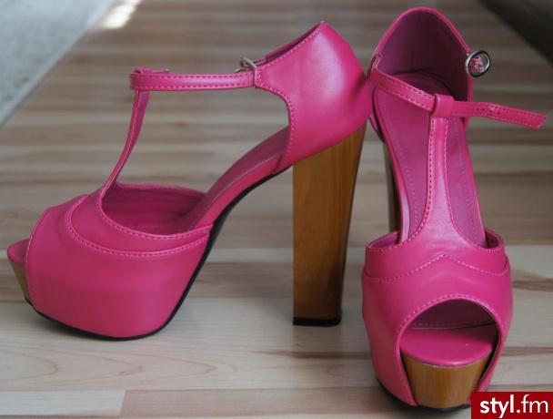 Sandały Buty Moda