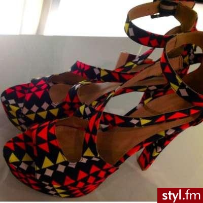 Sandały Buty Moda