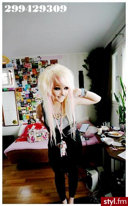 EMO Alternatywne Średnie Fryzury