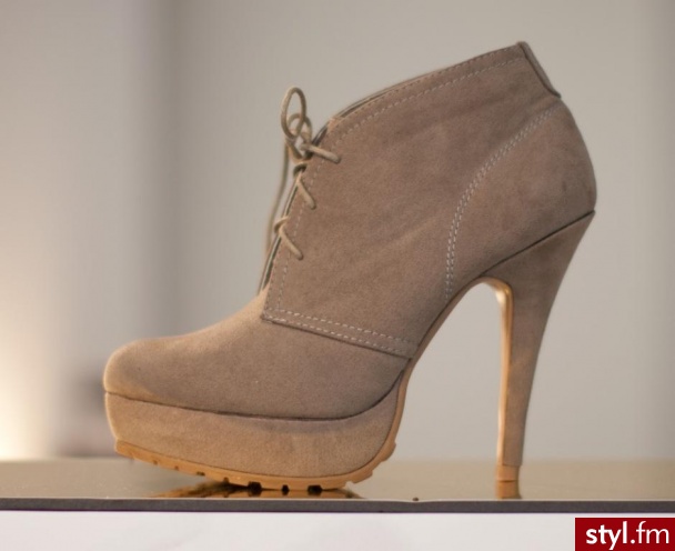 Pozostałe Buty Moda