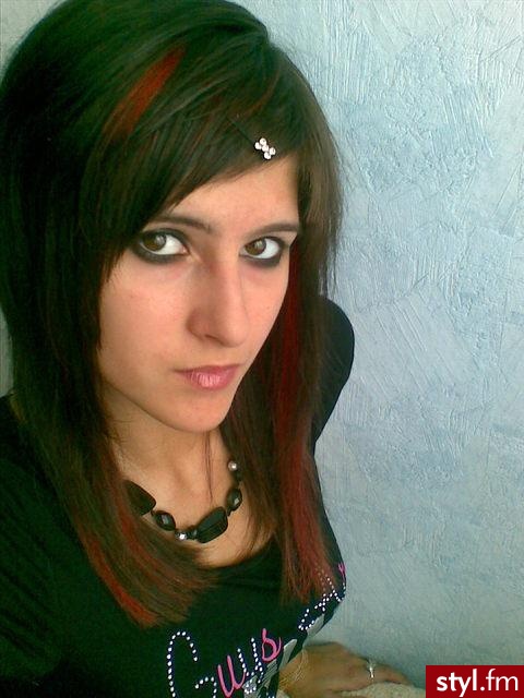 EMO Alternatywne Średnie Fryzury