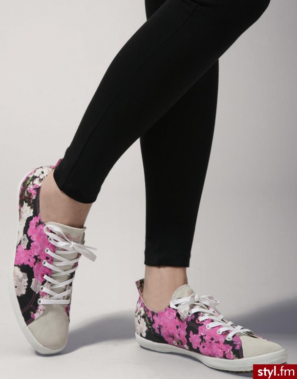 buty. £100.00 Paul by Paul Smith
Jeżeli już jest proszę o link - Pozostałe Buty Moda