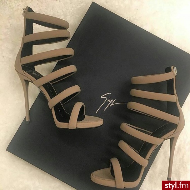 Sandały Buty Moda