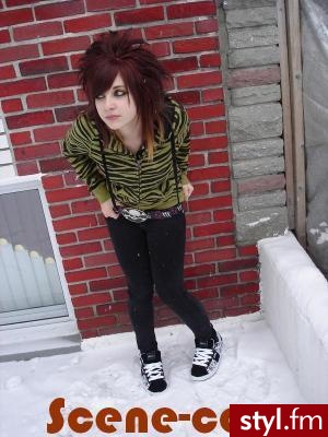 TO NIE JEST MÓJ FRYZ, WIĘC NIE MAM WIĘCEJ FOTEK! - EMO Alternatywne Średnie Fryzury