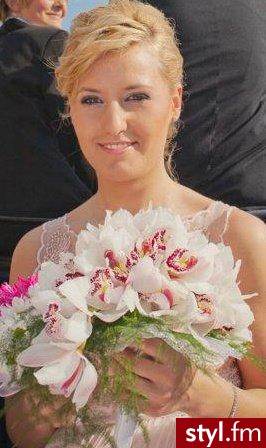 Blond Upięcie Proste Wieczorowe Średnie Fryzury